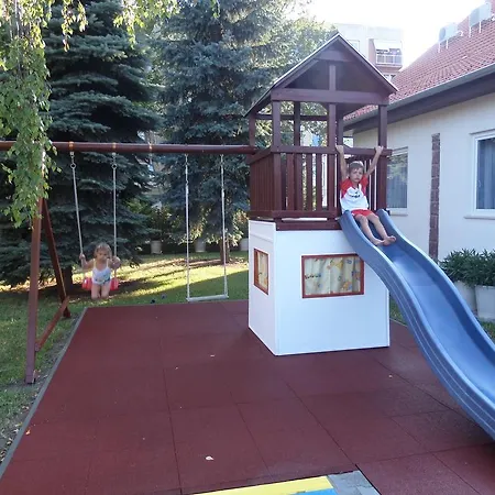 Kingaapartman Apartament Siófok